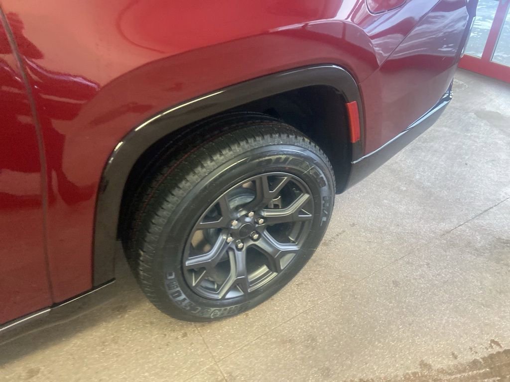 New 2026 Jeep Grand Wagoneer L Limited w/ Premium Group II image 6