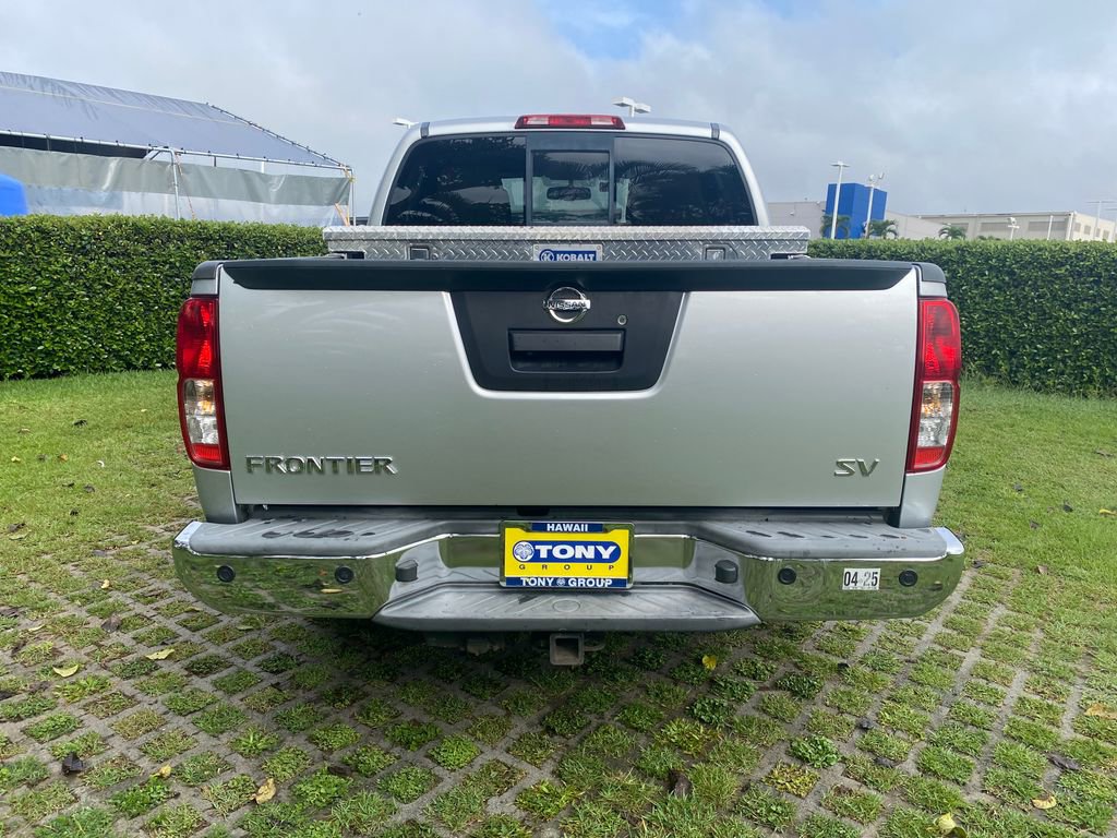 Used 2015 Nissan Frontier SV w/ SV Value Truck Package RWD image 6