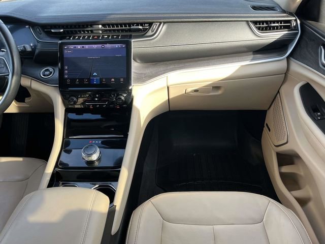 Used 2022 Jeep Grand Cherokee Limited w/ MOPAR Finishing Package image 18