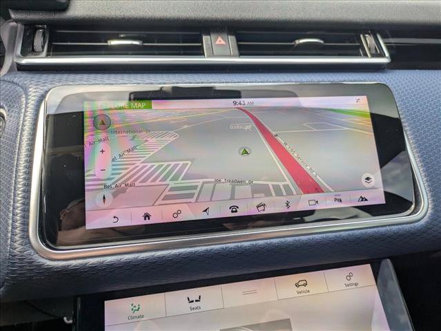 Used 2018 Land Rover Range Rover Velar R-Dynamic SE AWD/4WD image 14