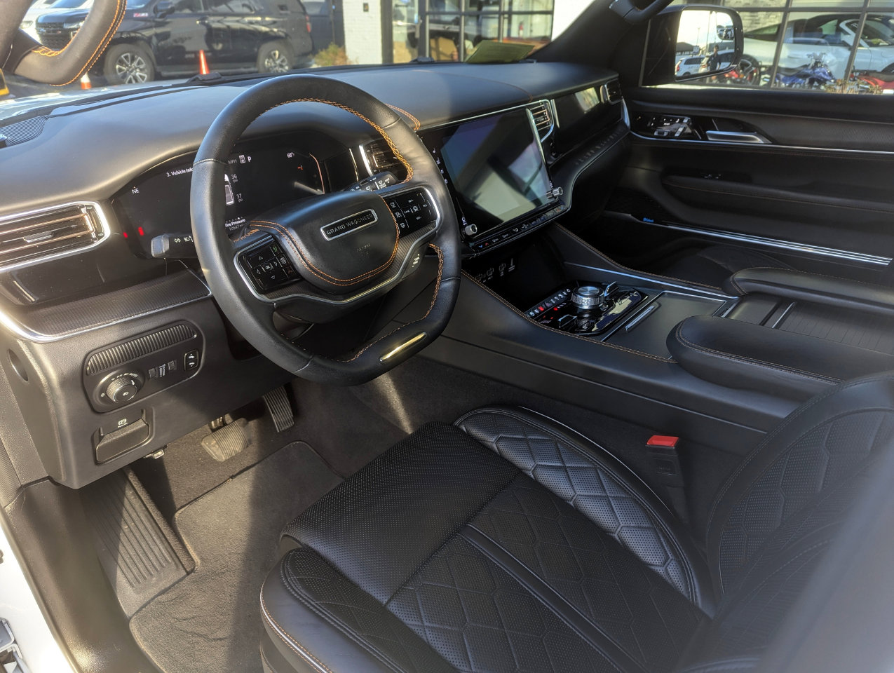 Used 2024 Jeep Grand Wagoneer Series III w/ Rear Seat Video Group 1 image 13