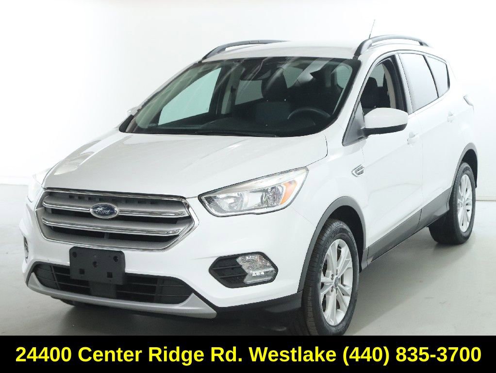 Used 2018 Ford Escape SE w/ Ford Safe & Smart Package image 4