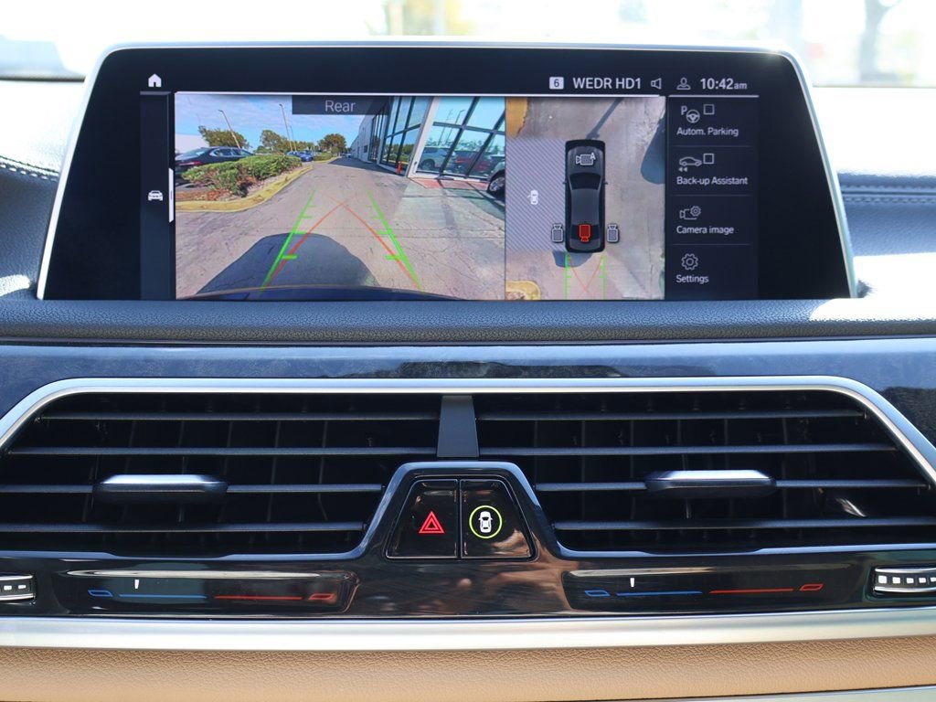 Used 2022 BMW 740i w/ M Sport Package image 56