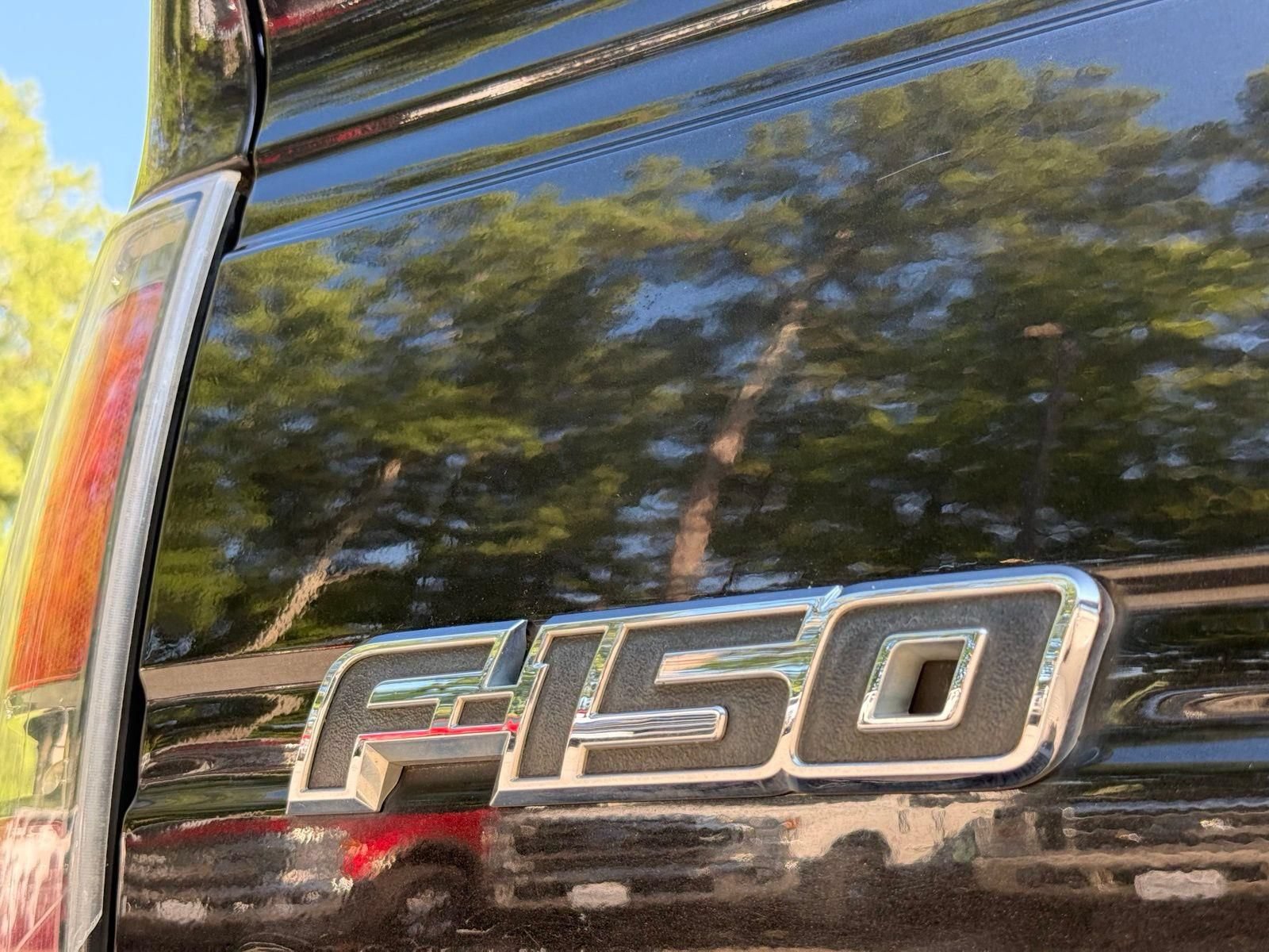 Used 2014 Ford F150 FX4 w/ Equipment Group 402A Luxury AWD/4WD image 11