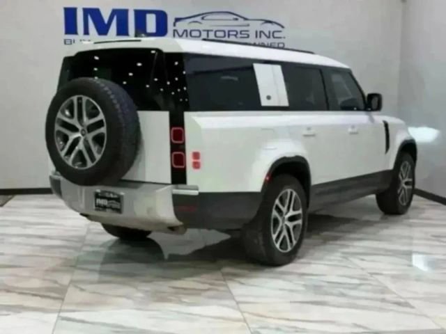 Used 2024 Land Rover Defender 130 S image 31