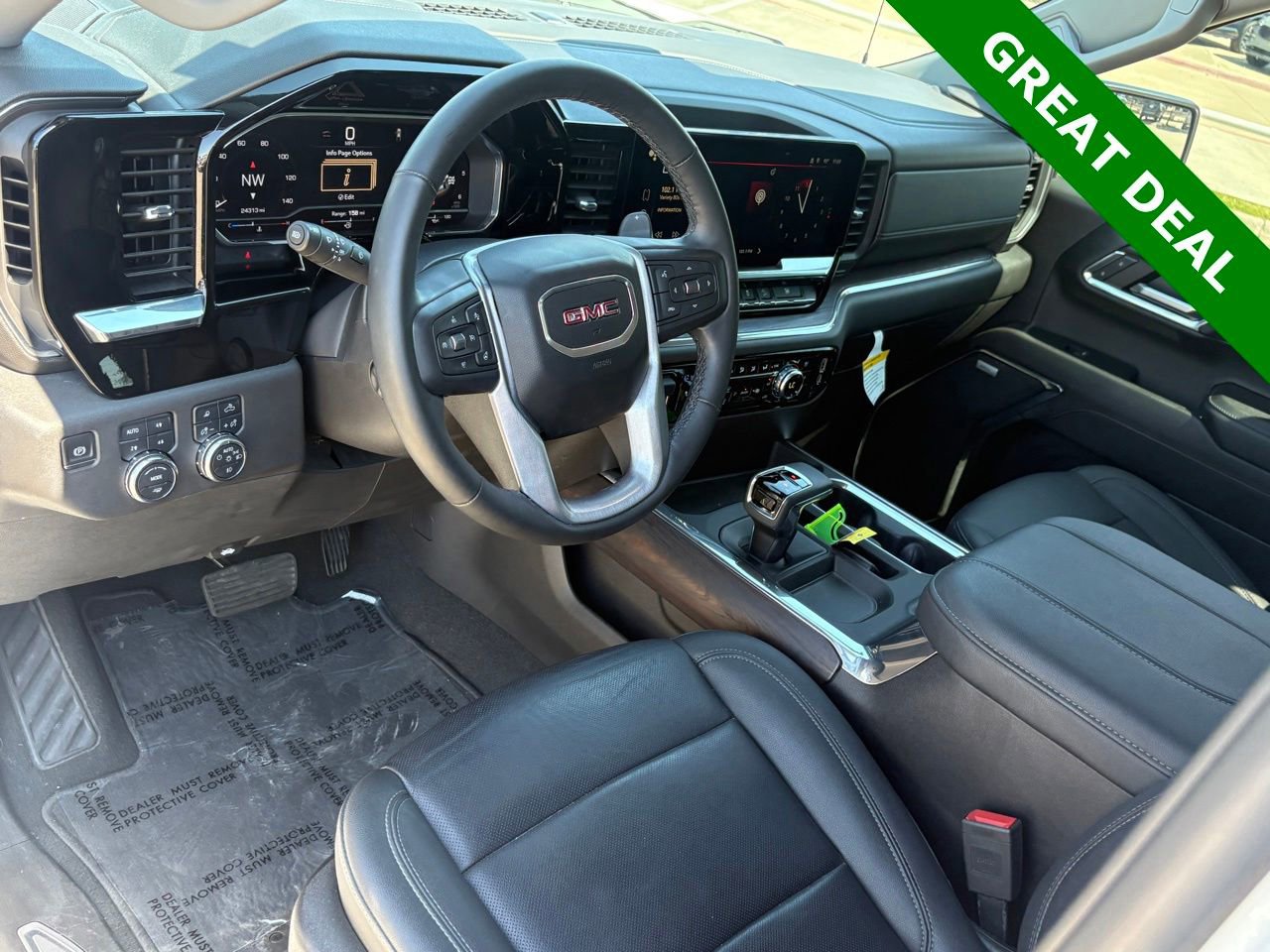 Used 2024 GMC Sierra 1500 SLT w/ SLT Premium Plus Package AWD/4WD image 16