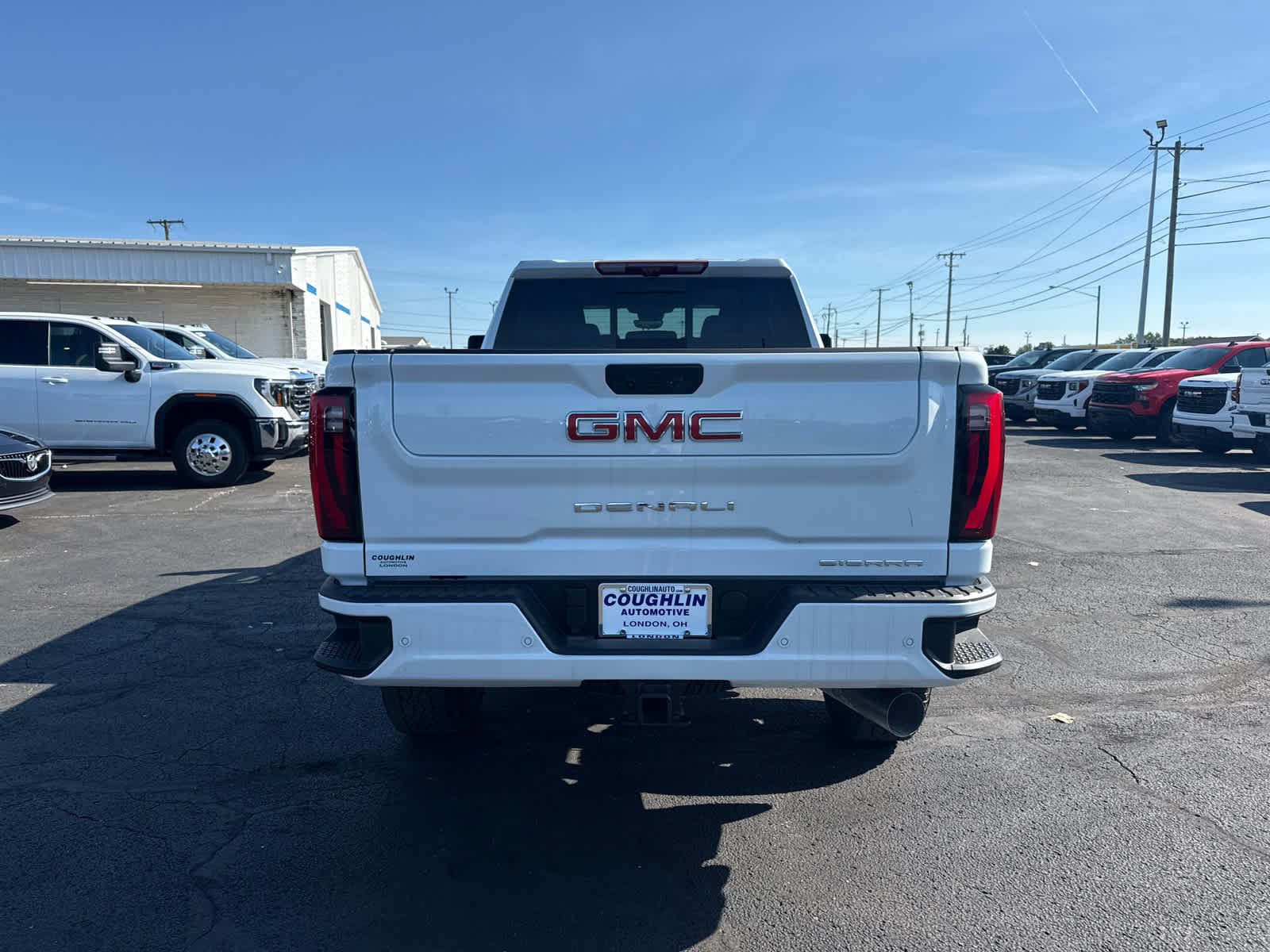 New 2026 GMC Sierra 3500 Denali w/ Denali Reserve Package AWD/4WD image 4