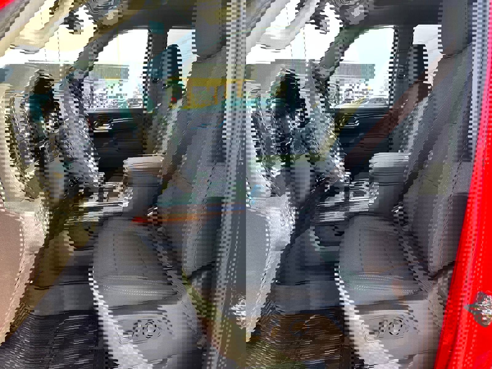 New 2026 GMC Sierra 1500 Elevation image 15