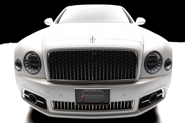 Used 2017 Bentley Mulsanne RWD image 31