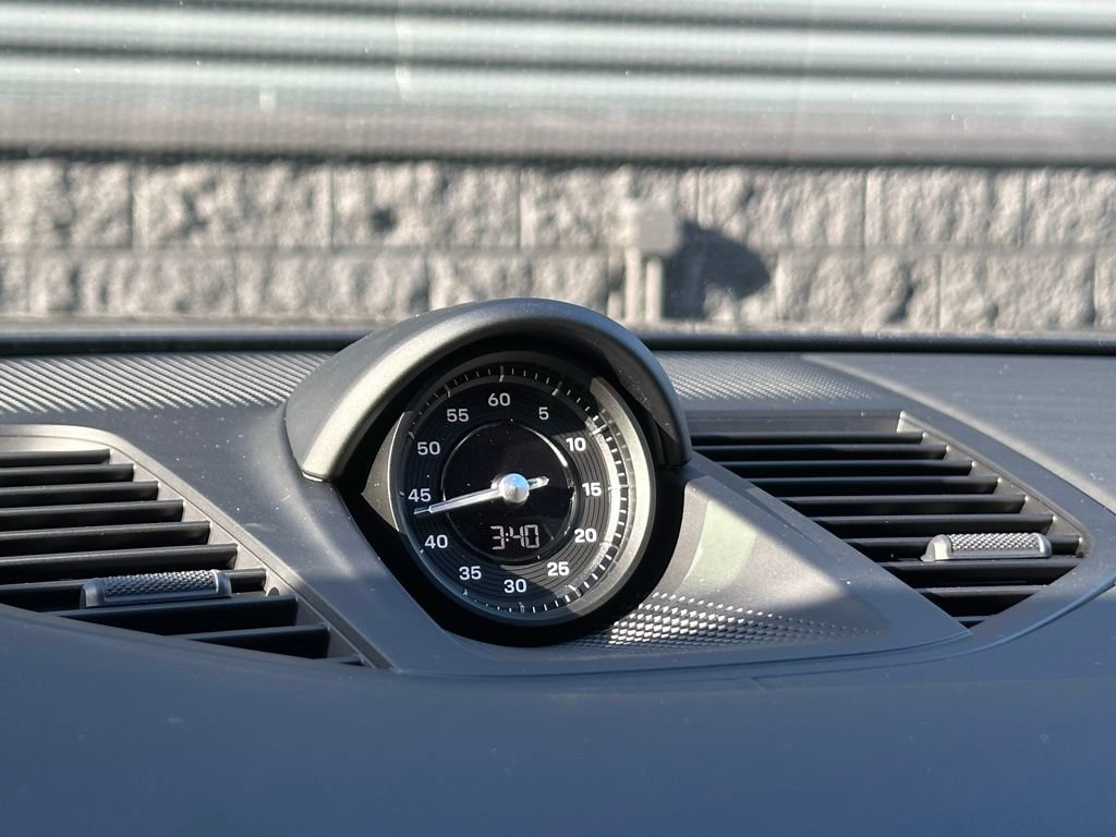 Used 2026 Porsche Panamera RWD image 31