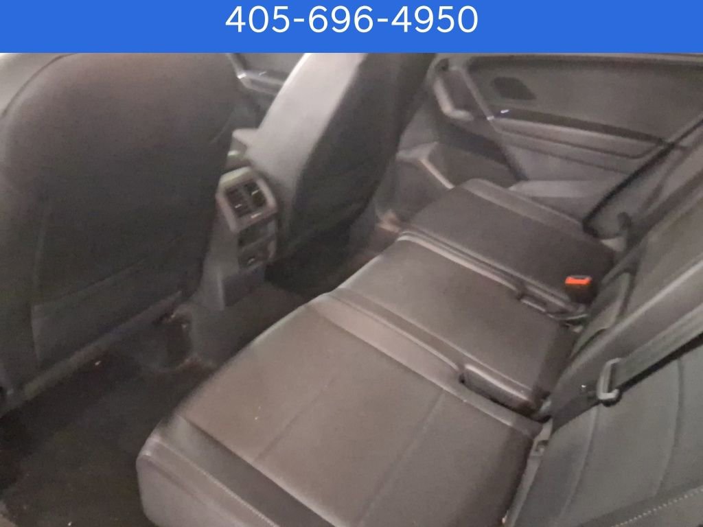 Used 2020 Volkswagen Tiguan SE image 8