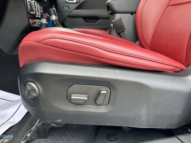Used 2024 Jeep Wrangler Unlimited Rubicon 392 AWD/4WD image 16