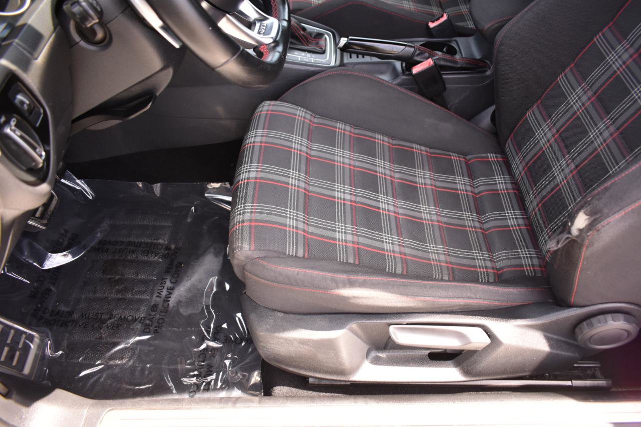 Used 2015 Volkswagen GTI S FWD image 22
