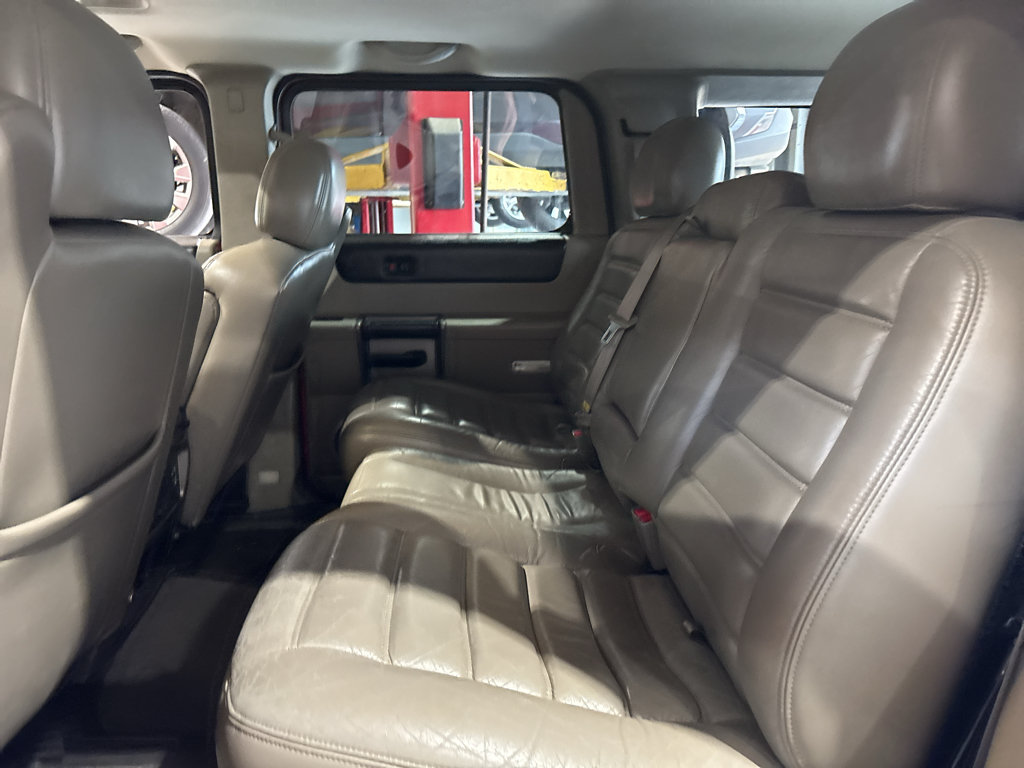 Used 2004 HUMMER H2 AWD/4WD image 4