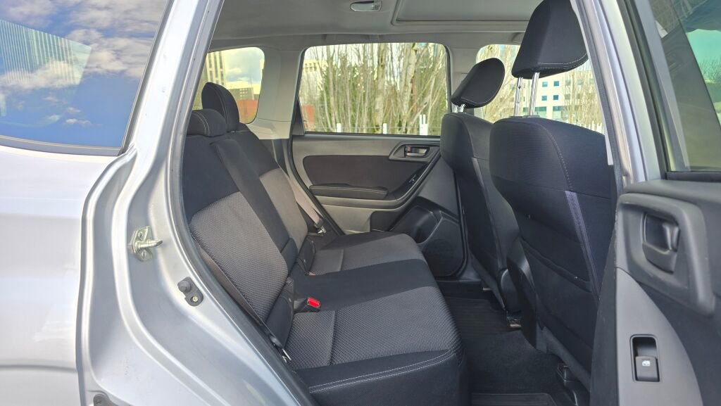 Used 2015 Subaru Forester 2.5i Premium w/ Popular Package #2 image 12