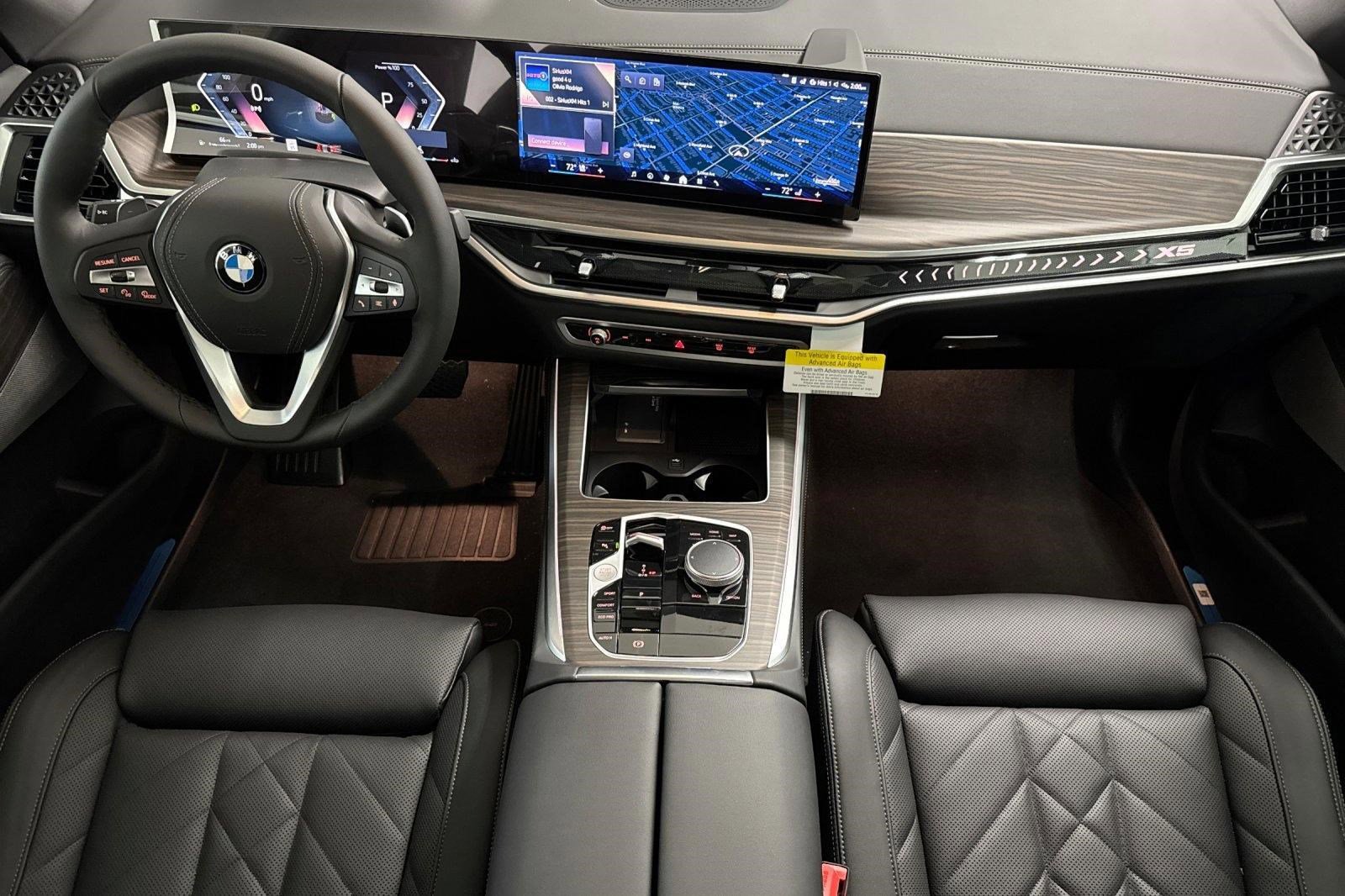 Used 2026 BMW X5 sDrive40i w/ Premium Package image 15