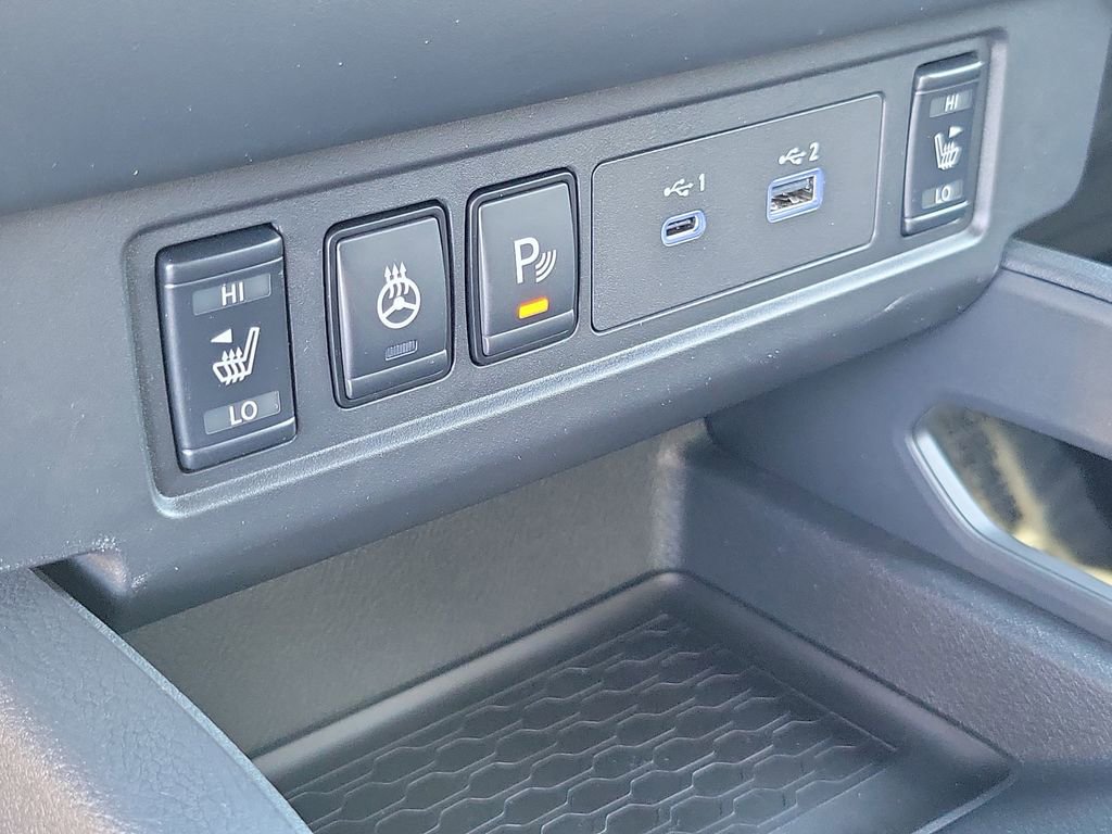 New 2026 Nissan Frontier SV w/ SV Convenience Package image 9