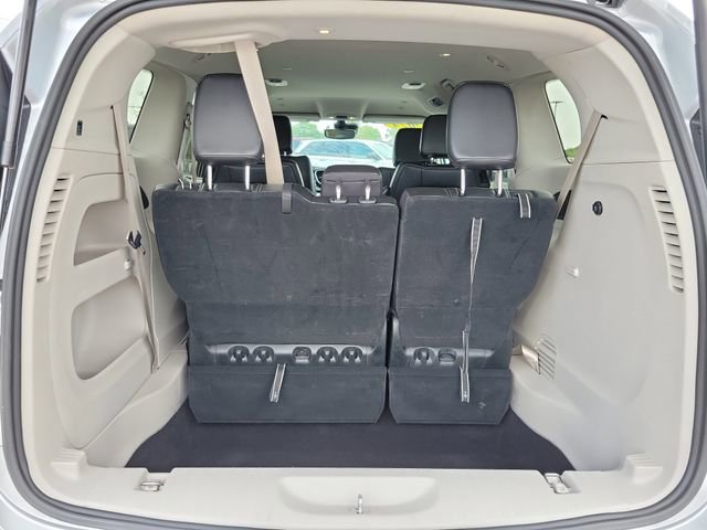 Used 2024 Chrysler Pacifica Touring-L image 10