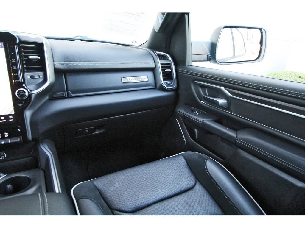 Used 2026 RAM 1500 Laramie AWD/4WD image 10
