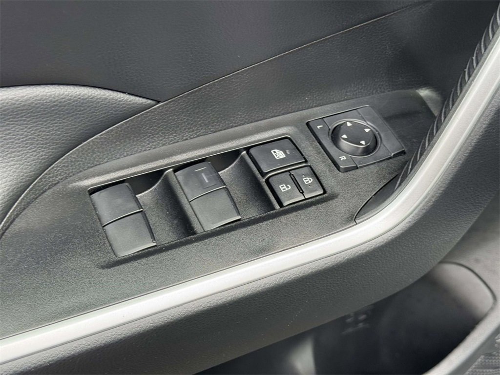 Used 2025 Toyota RAV4 LE image 17