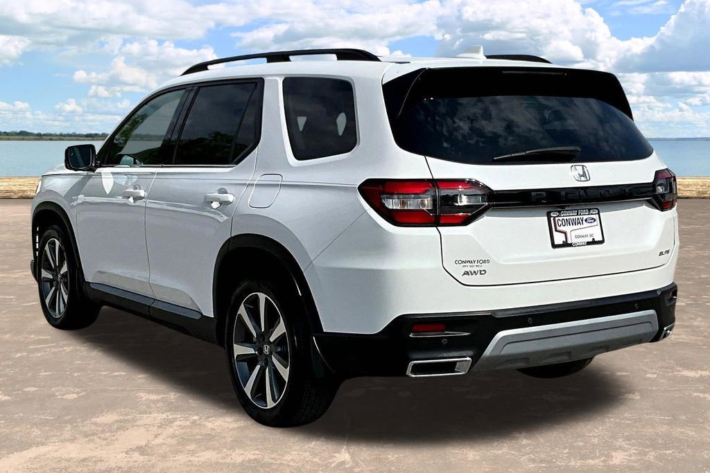 Used 2025 Honda Pilot Elite image 5