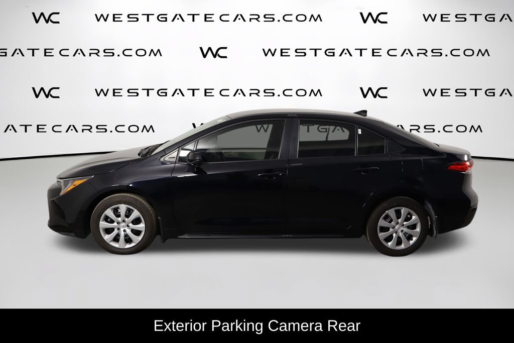 Used 2025 Toyota Corolla LE FWD image 5