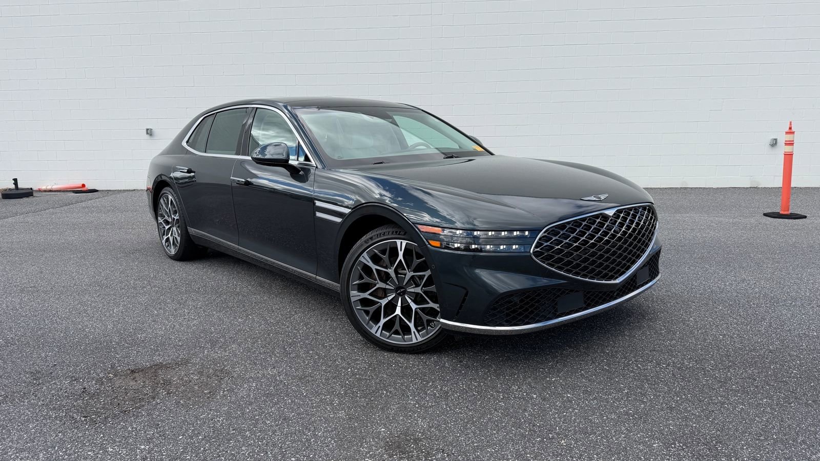 Used 2023 Genesis G90 3.5T