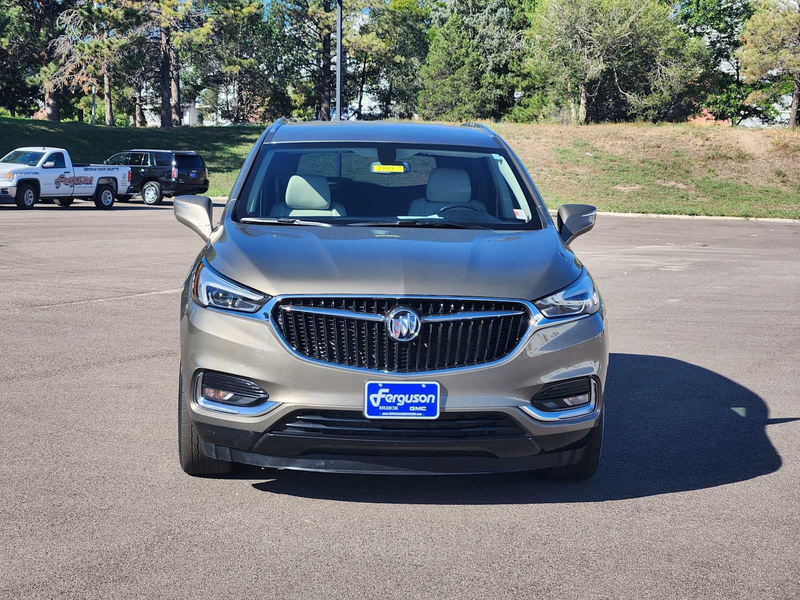 Used 2020 Buick Enclave Essence w/ Sound and Sites Package AWD/4WD image 5