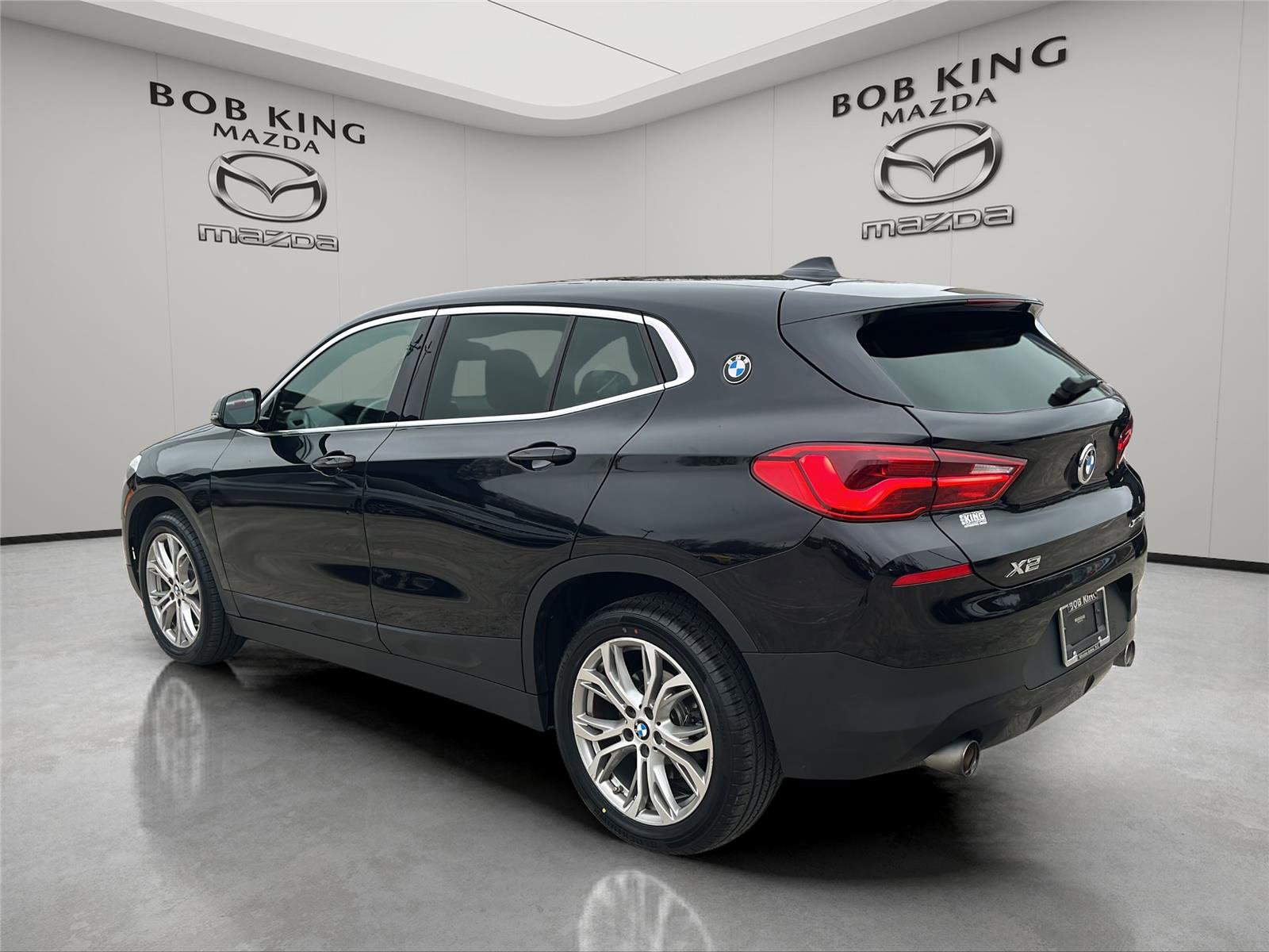 Used 2018 BMW X2 xDrive28i image 3