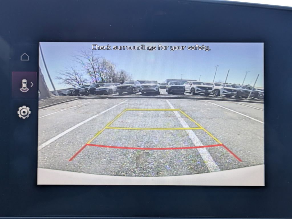 Used 2025 Kia Niro EX Touring image 21