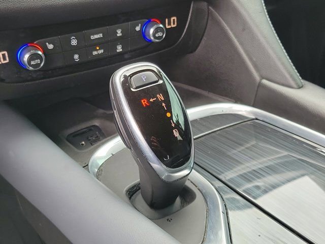 Used 2020 Buick Enclave Essence FWD image 28
