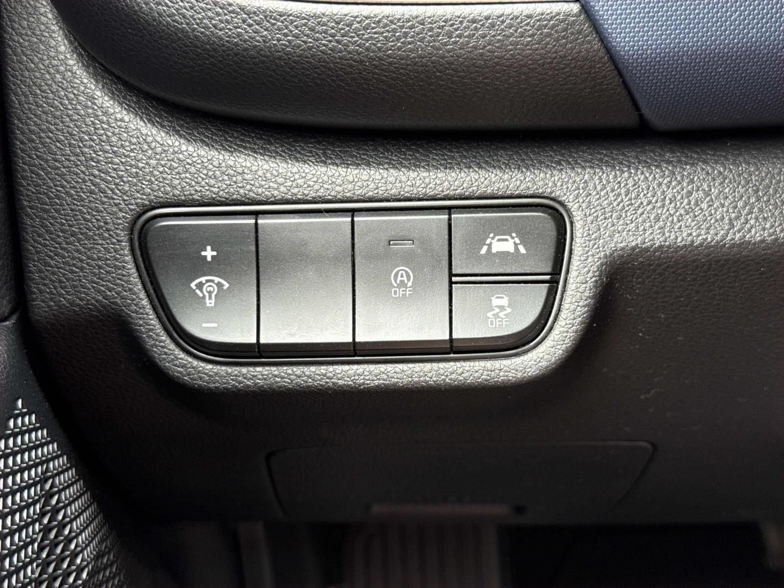 Used 2022 Kia Seltos Nightfall Edition AWD/4WD image 19