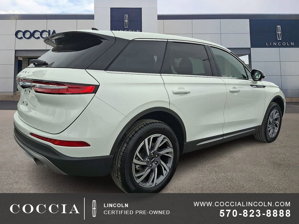 Used 2025 Lincoln Corsair AWD w/ Equipment Group 101A image 4