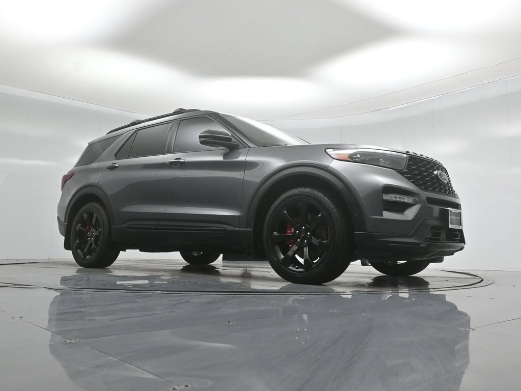 Certified 2021 Ford Explorer ST w/ Equipment Group 401A AWD/4WD image 4