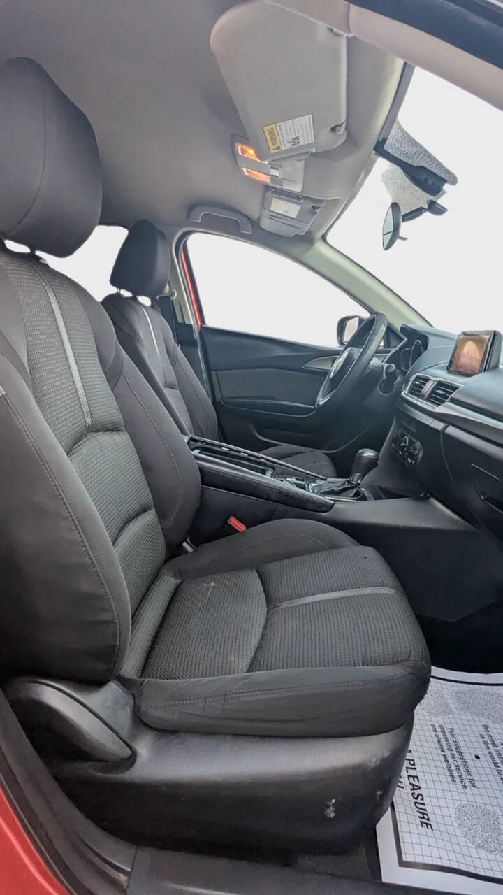 Used 2017 MAZDA MAZDA3 Sport w/ Preferred Equipment Package image 12