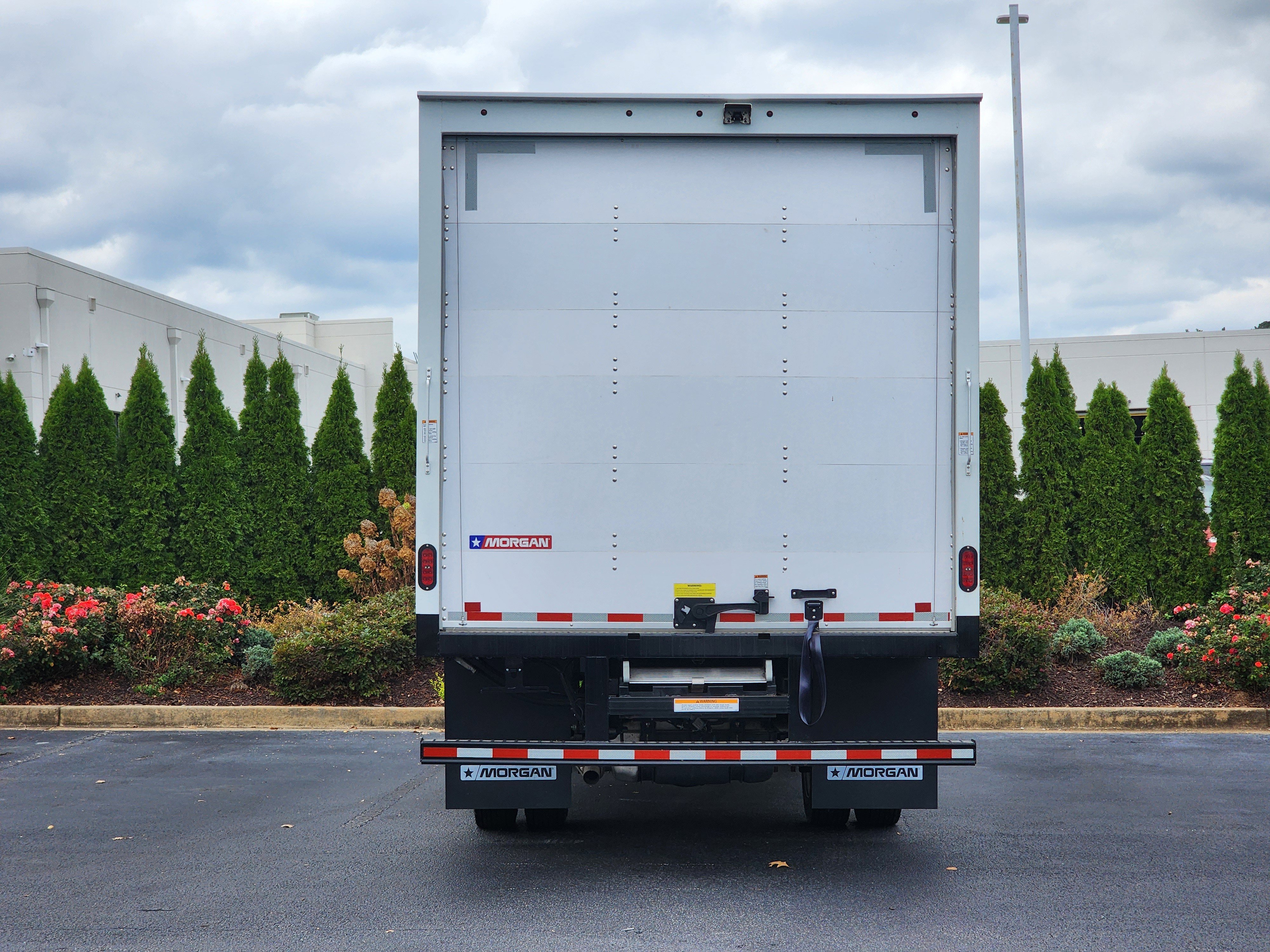 New 2025 Chevrolet Low Cab Forward image 10