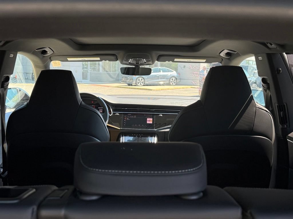 New 2026 Audi SQ8 Premium Plus AWD/4WD image 19