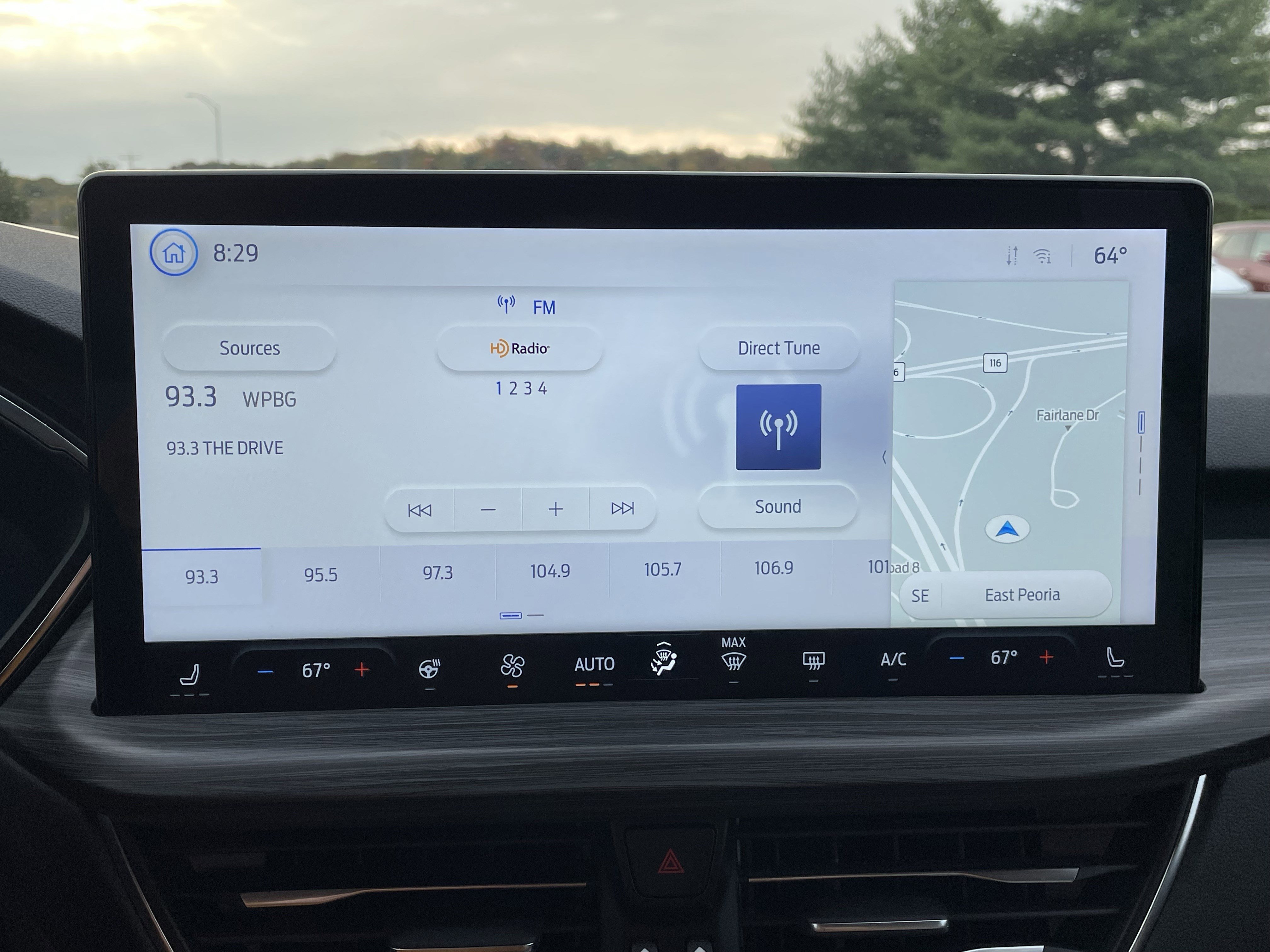 Used 2023 Ford Escape SE w/ PHEV Premium Package image 29