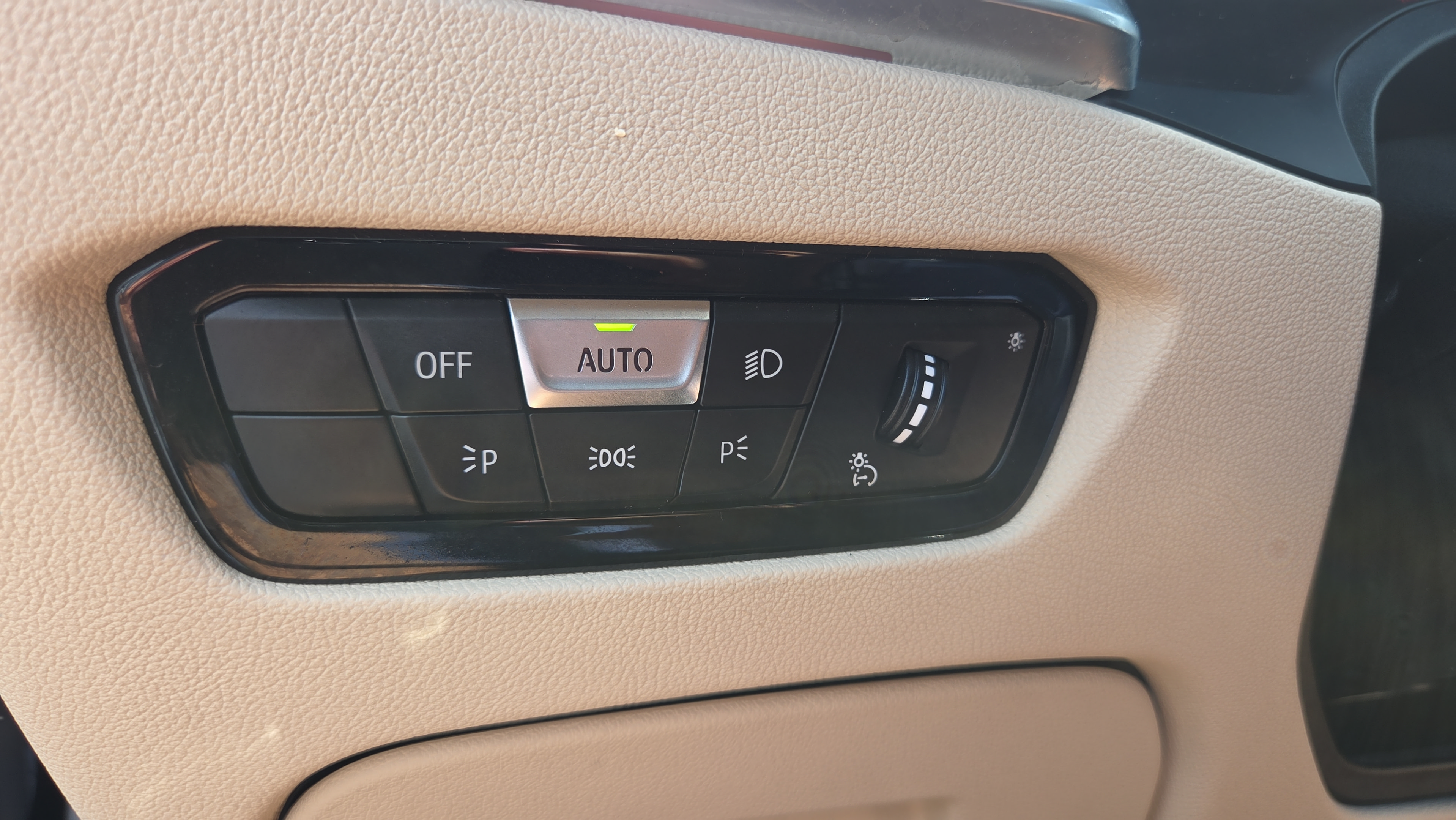 Used 2021 BMW 430i Convertible RWD image 33