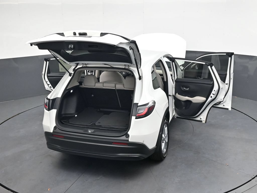 Used 2025 Honda HR-V LX image 46