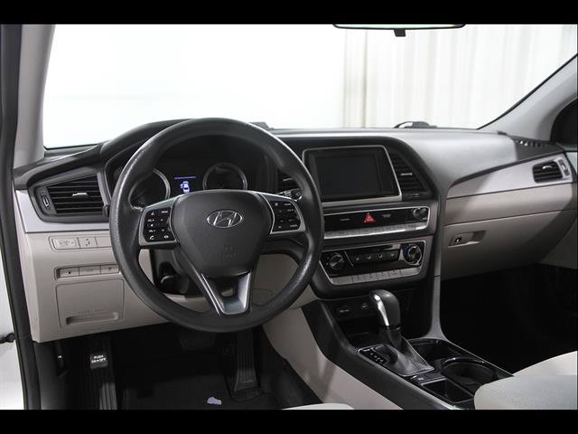 Used 2019 Hyundai Sonata SE FWD image 6