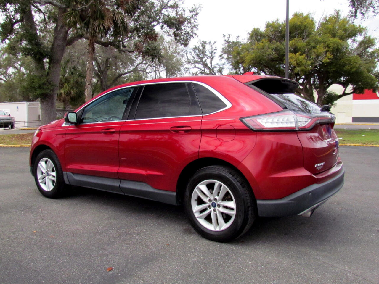 Used 2017 Ford Edge SEL w/ Equipment Group 201A image 6