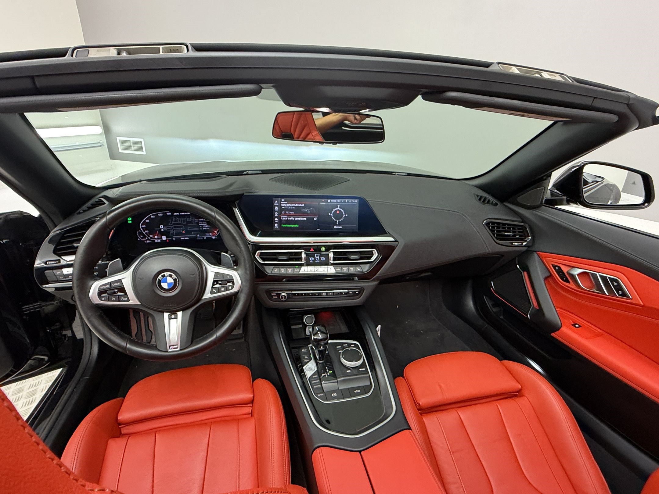 Used 2024 BMW Z4 M40i w/ Premium Package RWD image 17
