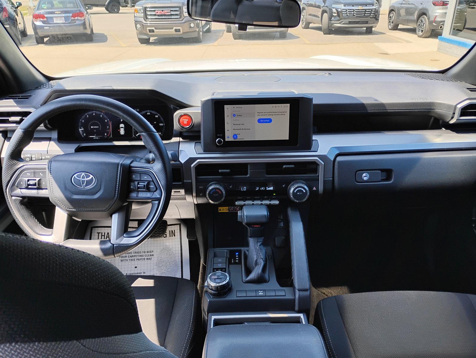 Used 2025 Toyota 4Runner TRD Off-Road AWD/4WD image 16