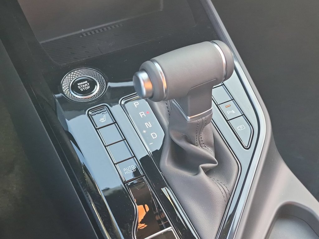 New 2026 Kia Niro EX FWD image 16