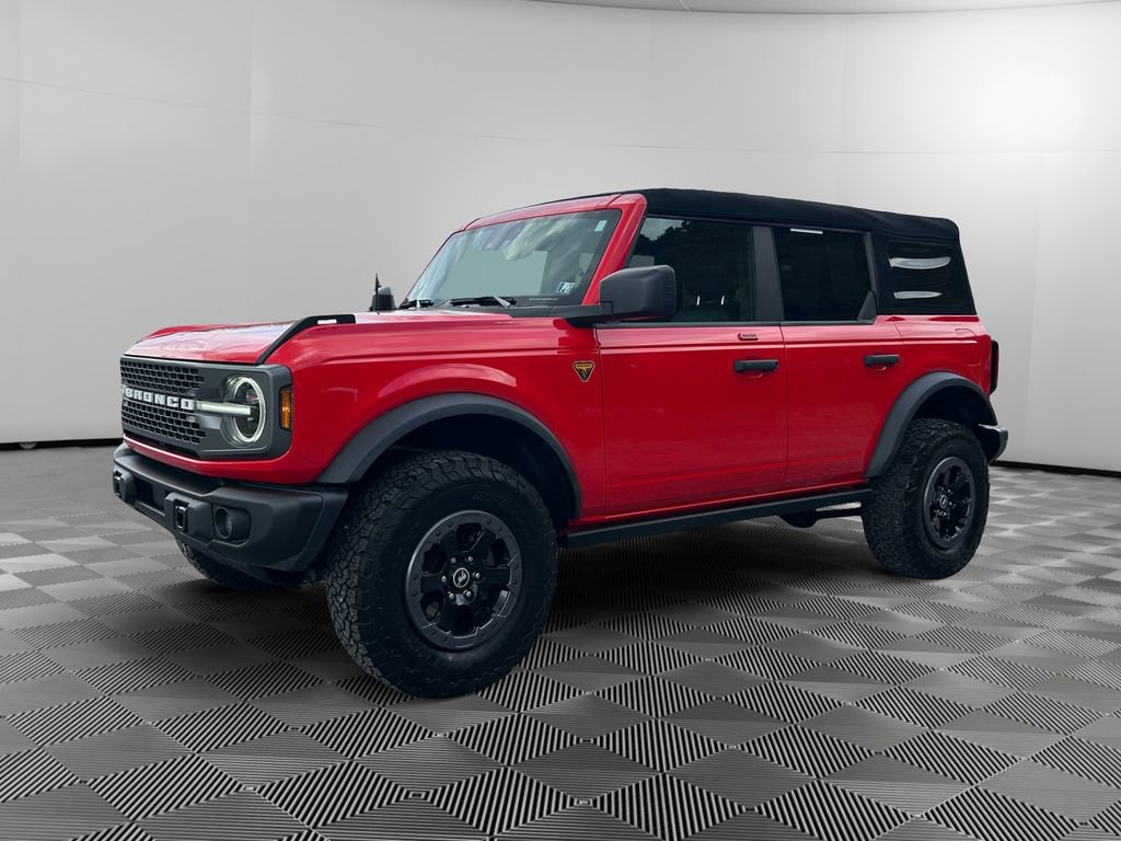 Used 2023 Ford Bronco Badlands image 3