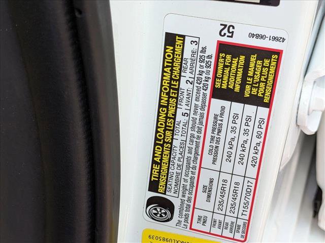 Used 2020 Toyota Camry XLE FWD image 18