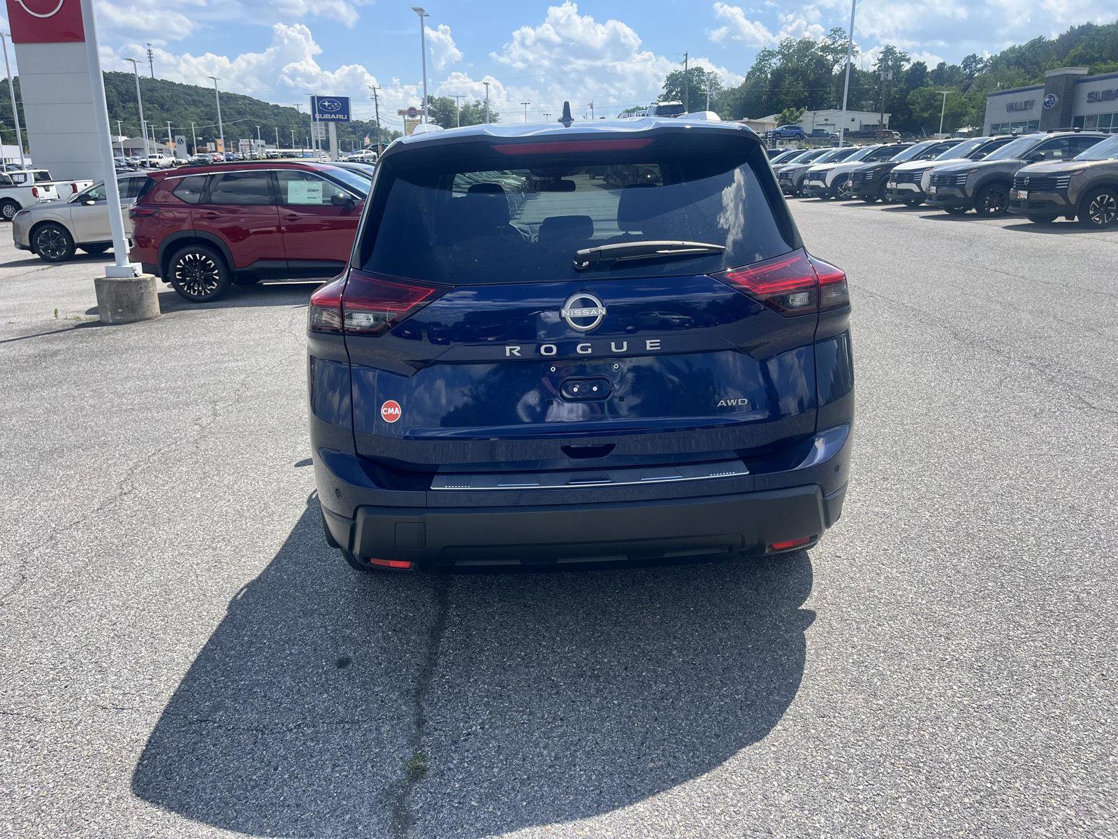 Used 2025 Nissan Rogue SV w/ SV Premium Package AWD/4WD image 6