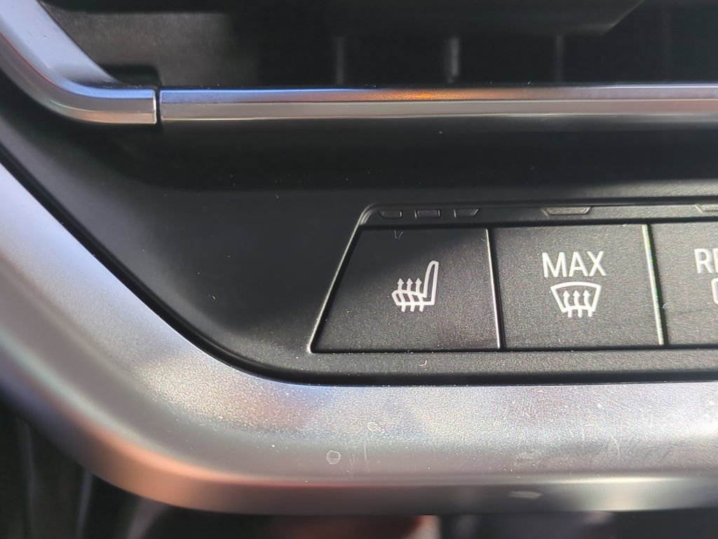 Used 2025 BMW X4 M40i image 26