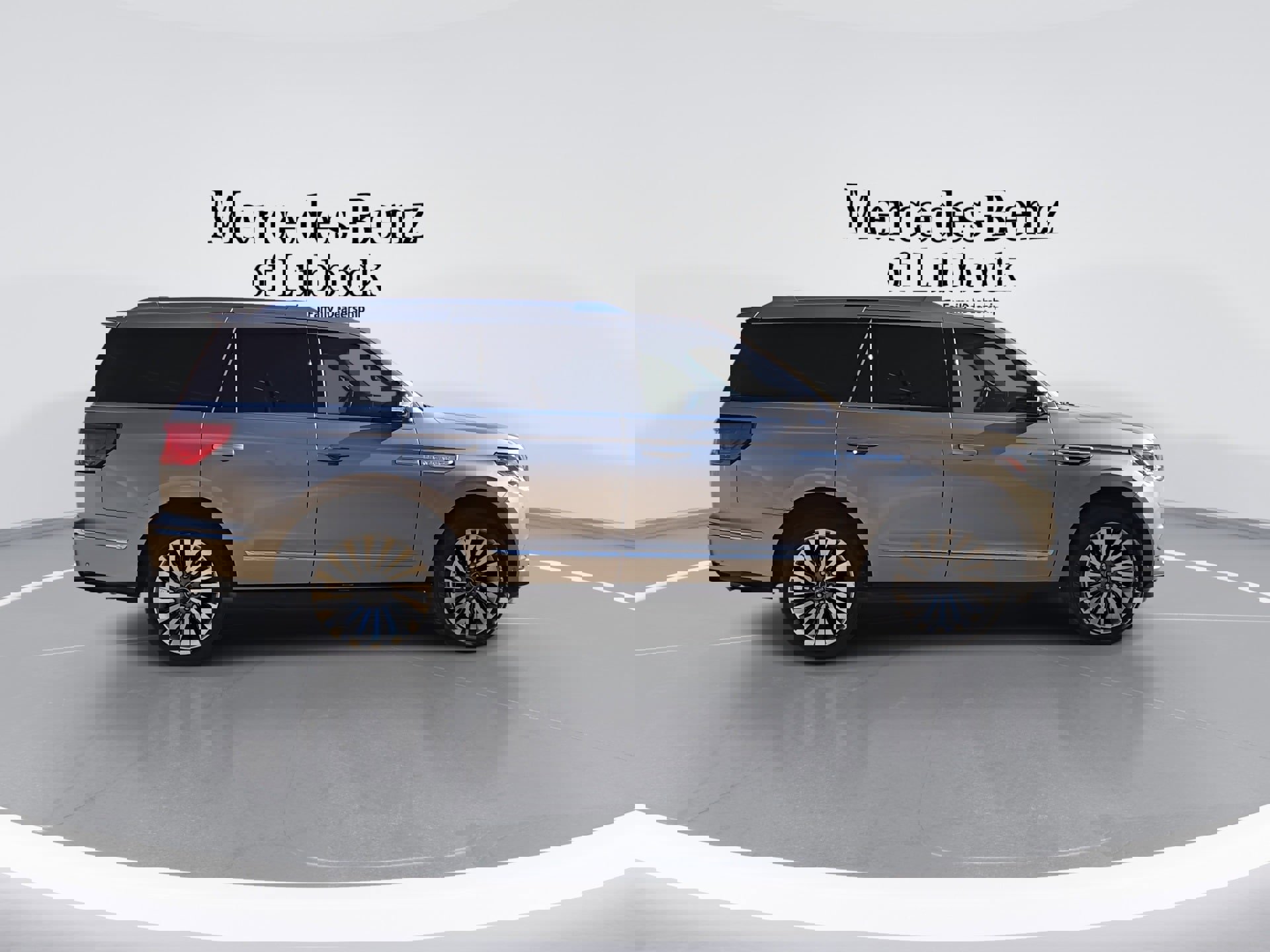 Used 2020 Lincoln Navigator Reserve w/ Luxury Package image 9